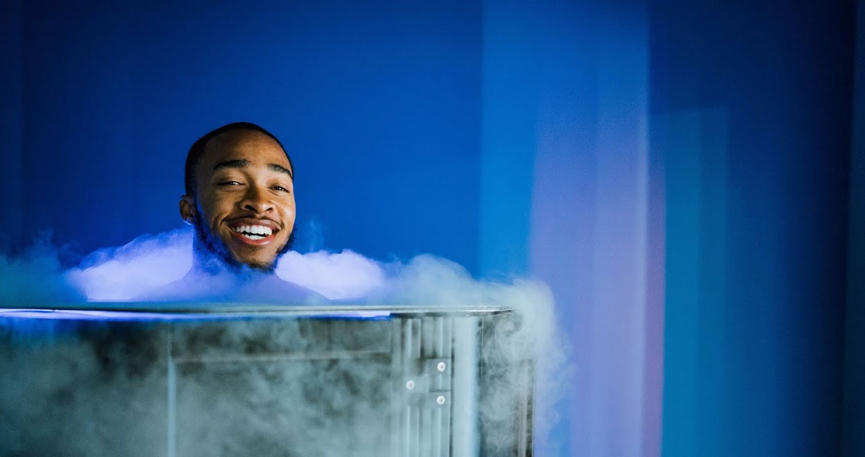 man doing whole body cryotherapy