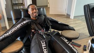 Customer using NormaTec at CryoStretch in Knoxville